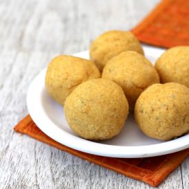 Moong Dal Laddu