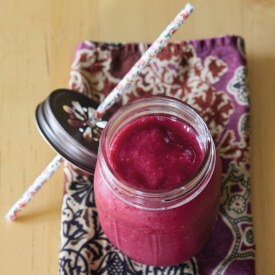 Raspberry Beet Smoothie