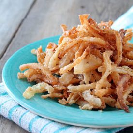 Homemade Crispy Onion Strings