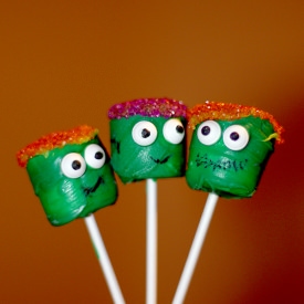 Halloween Marshmallow Pops