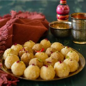 Coconut Ladoo (Sweet Coconut balls)