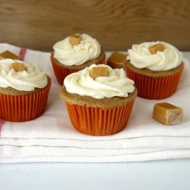 Caramel Applesauce Cupcakes
