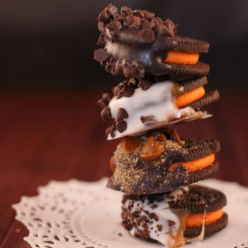 Double Dipped Caramel Oreos