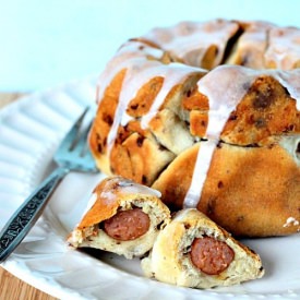 Sausage Cinnamon Roll Monkey Bread
