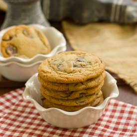 Giant Chocolate Chip Cookies