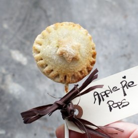 Apple Pie Pops