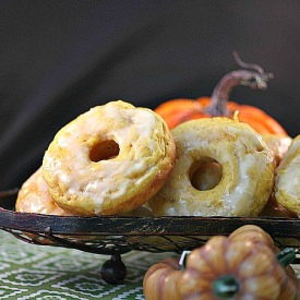 Maple Pumpkin Baked Donuts