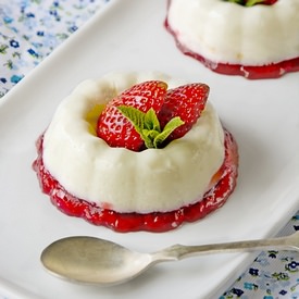 Yogurt and Strawberry Jelly