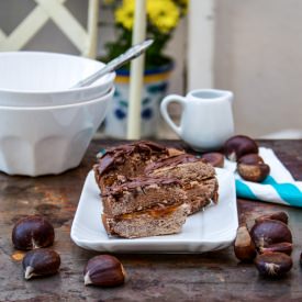 Cake with Chestnuts and Cardamom
