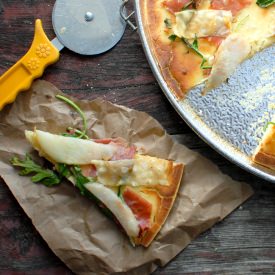 Pear Proscuitto Arugula Pizza