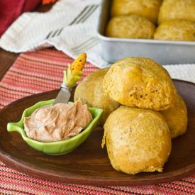 Pumpkin Dinner Rolls
