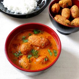 Yam Kofta Curry