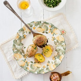 Buttery Potatoes with Garlic