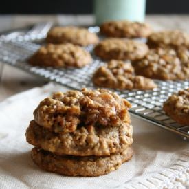 Caramel Pumpkin Oatmeal Cookies