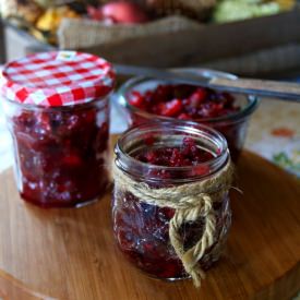 Chunky Cranberry Apple Chutney