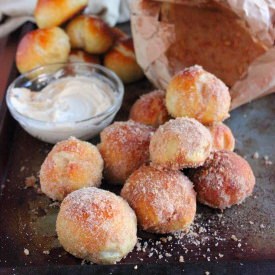 Baked Cinnamon Sugar Pretzel Bites