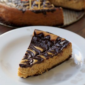 Pumpkin Cheesecake with Chocolate