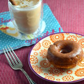 Vegan Apple Cinnamon Baked Donuts