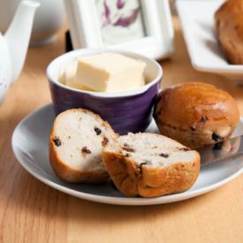 Spiced Mixed Fruit Tea Rolls