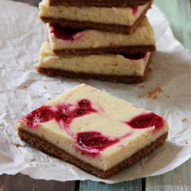 Eggnog Cheesecake Bars