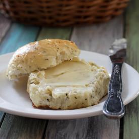 Garlic and Herb Dinner Rolls