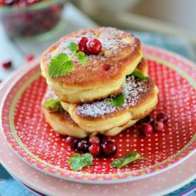 Chubby Pancakes with Cranberry