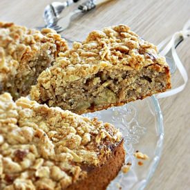 Apple Hazelnut Cake
