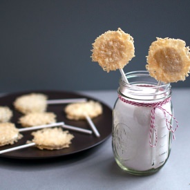Crispy Cheese Pops