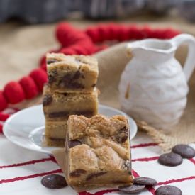 Caramel Chocolate Chip Cookie Bars