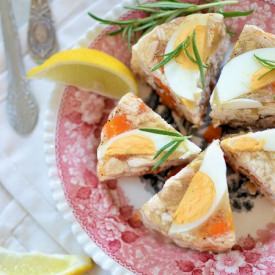 Jelly Chicken with Egg
