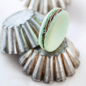 Pistachio Chocolate Macarons