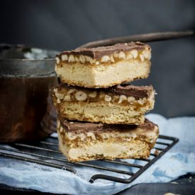 Peanut Brittle Slice