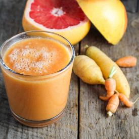 Carrot-Grapefruit-Mango Smoothie
