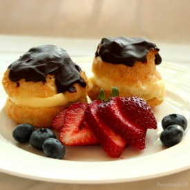 Almond Cream Puffs