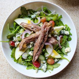Marinated Skirt Steak Salad