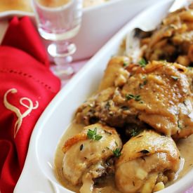 Chicken with 40 Cloves of Garlic