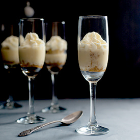 Mini Cake Shots in Coffee Liqueur