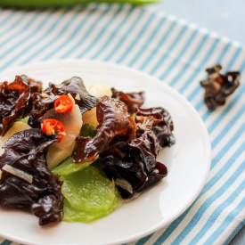 Wood Ear Stir-Fry with Celtuce Stem