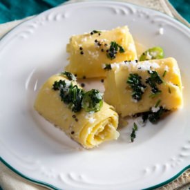Spicy Garbanzo Bean Flour Rolls