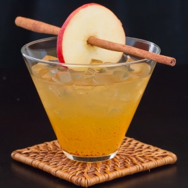 Spiced Apple Ginger Cocktail