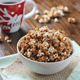 Gingerbread Caramel Corn