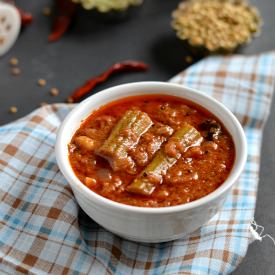 Drumstick in Tangy Tomato Sauce