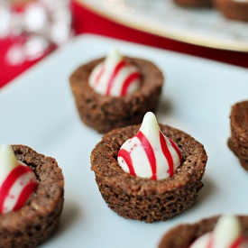 Candy Cane Kiss Brownie Bites