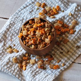 Easy Goldfish Snack Mix