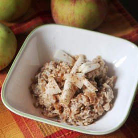 Vegan Apple Cinnamon Oatmeal