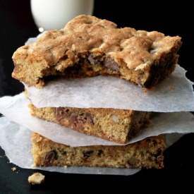 Chocolate Chip Pecan Blondies