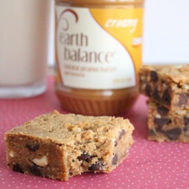 Peanuty Chocolate Chip Bars