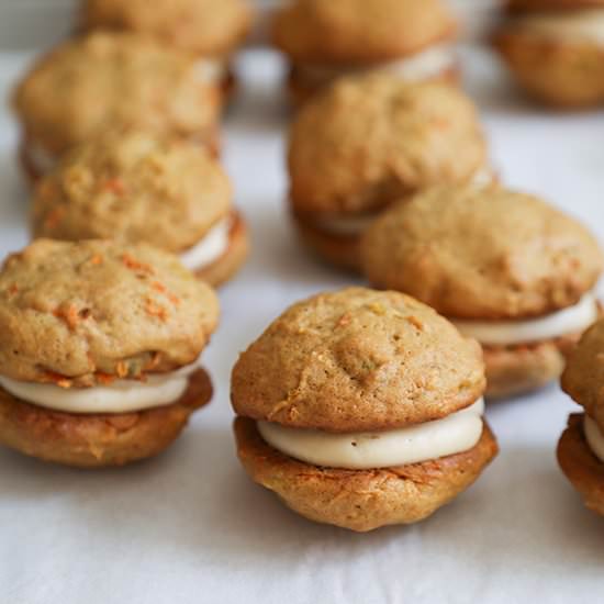 Carrot Cake Cookie Sandwiches