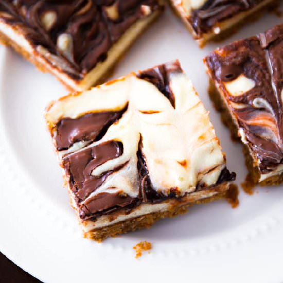 Nutella Cheesecake Bars