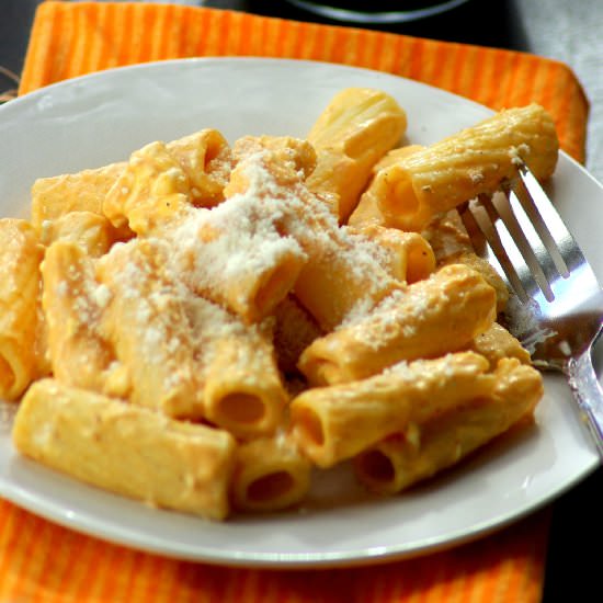 Creamy Squash Rigatoni